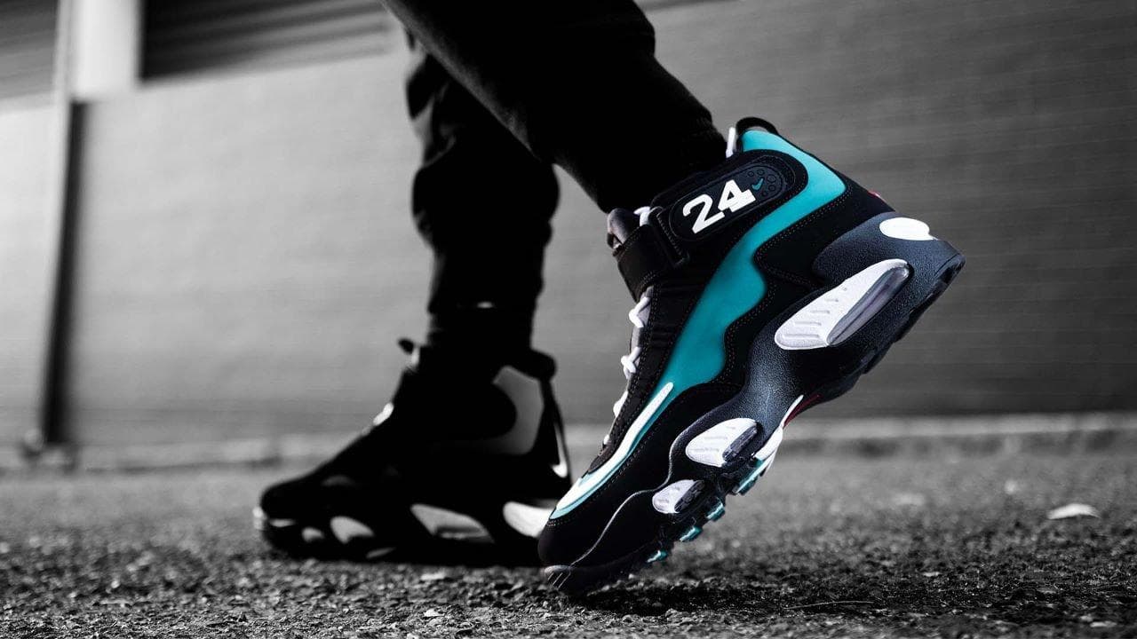 Air Max Pulse